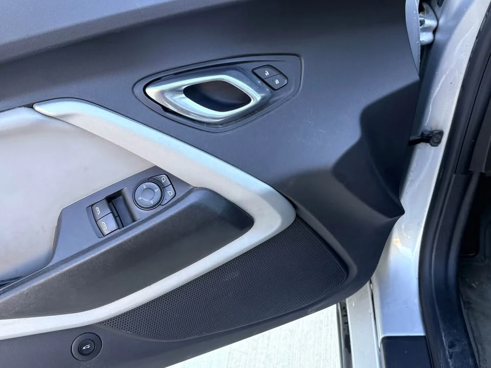 2018 Chevrolet Camaro 6th Gen - Image 15 of 18