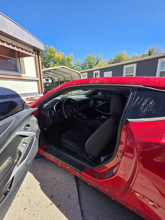2018 Chevrolet Camaro SS 6th Gen - Image 5 of 9