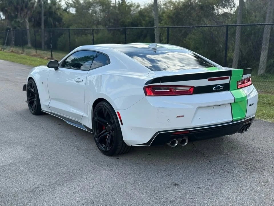 2018 Chevrolet Camaro SS 6th Gen - Image 5 of 12