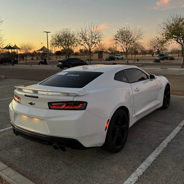 2018 Chevrolet Camaro SS 6th Gen - Image 4 of 12