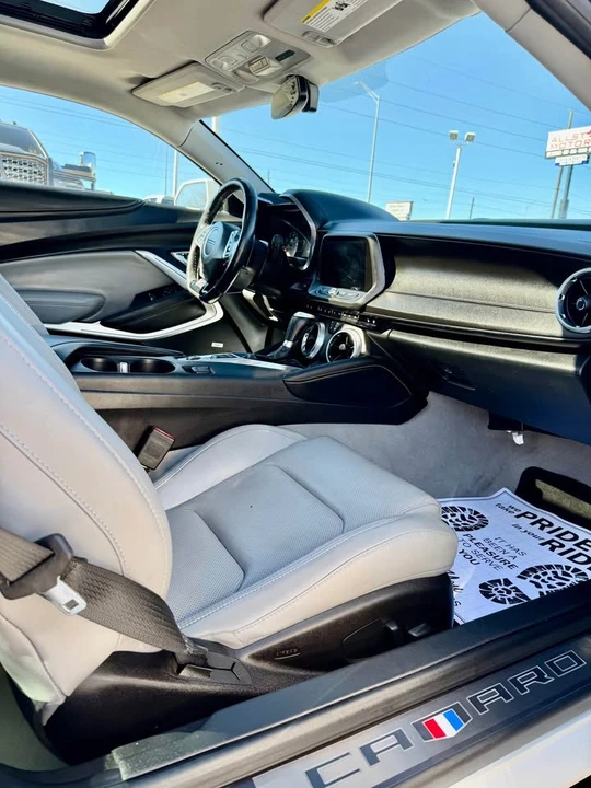 2018 Chevrolet Camaro SS 6th Gen - Image 5 of 8