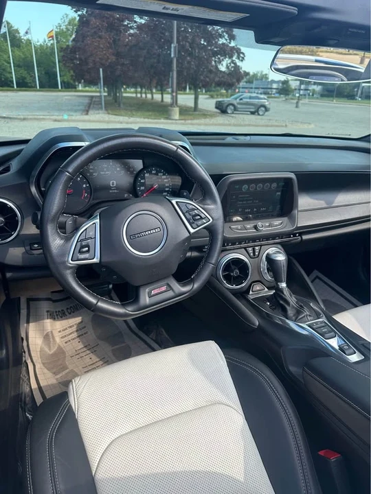 2018 Chevrolet Camaro SS 6th Gen - Image 14 of 16