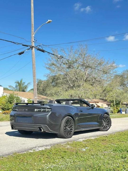 2018 Chevrolet Camaro SS 6th Gen - Image 4 of 19
