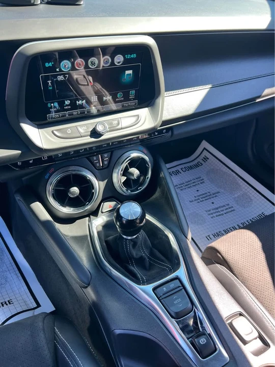 2018 Chevrolet Camaro SS 6th Gen - Image 14 of 16