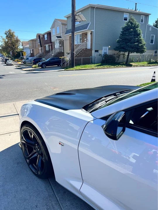 2018 Chevrolet Camaro SS 6th Gen - Image 10 of 16