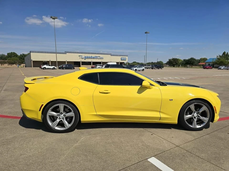 2018 Chevrolet Camaro SS 6th Gen - Image 8 of 19
