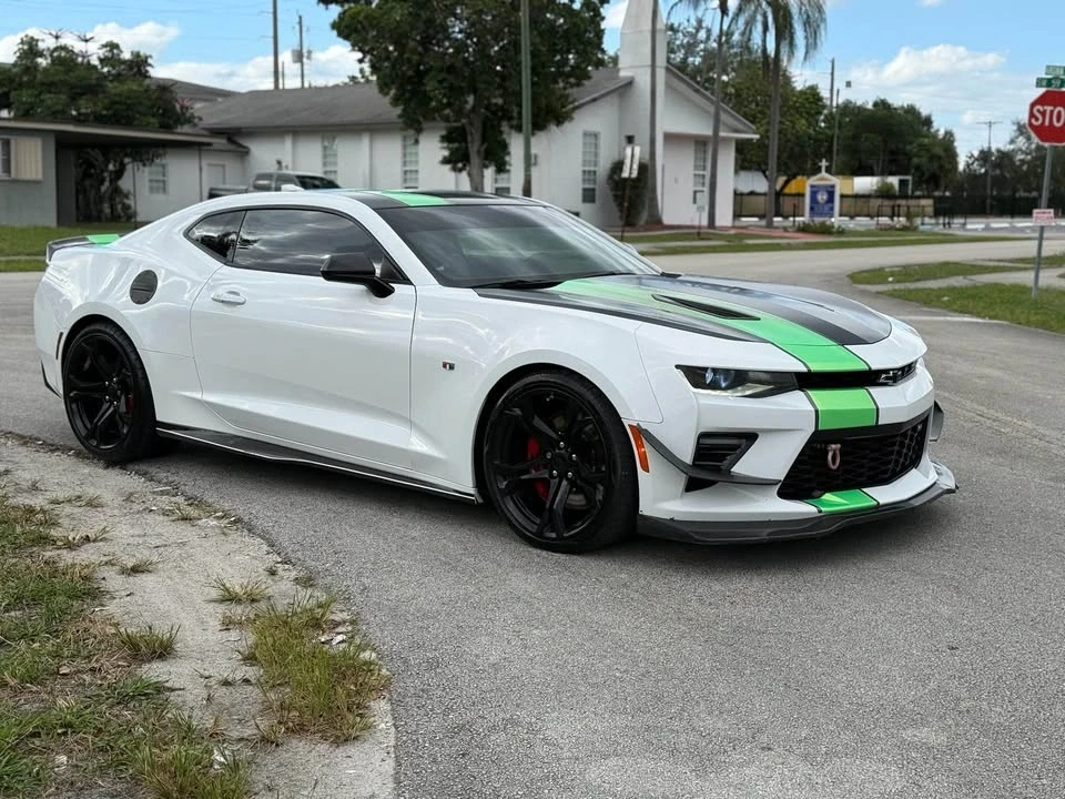 2018 Chevrolet Camaro SS 6th Gen - Image 4 of 18