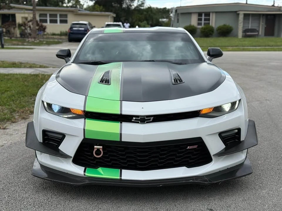 2018 Chevrolet Camaro SS 6th Gen - Image 3 of 18