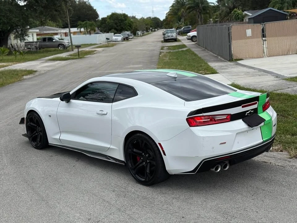 2018 Chevrolet Camaro SS 6th Gen - Image 8 of 18