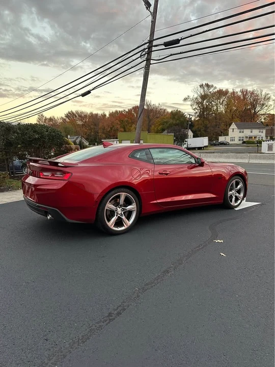2018 Chevrolet Camaro SS 6th Gen - Image 5 of 19