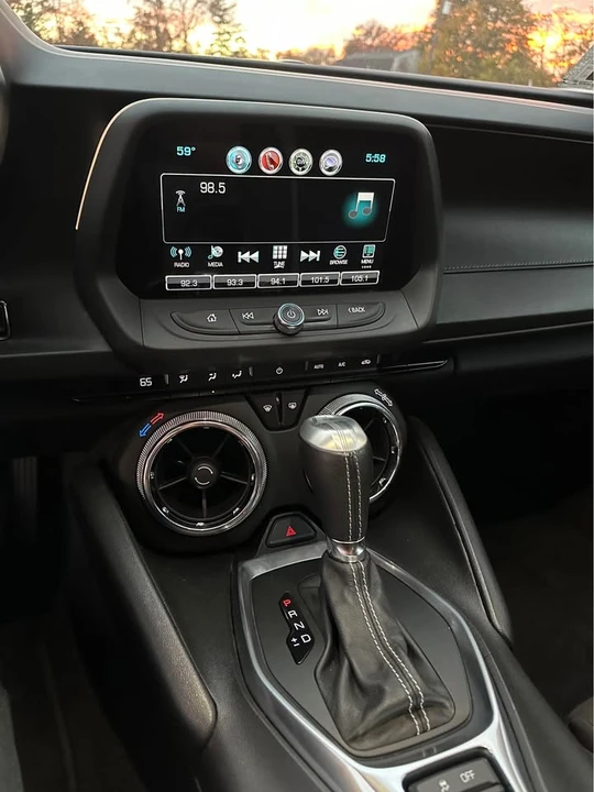 2018 Chevrolet Camaro SS 6th Gen - Image 13 of 19