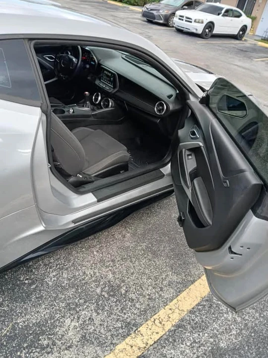 2018 Chevrolet Camaro SS 6th Gen - Image 11 of 18