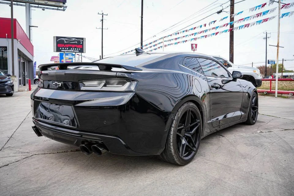 2018 Chevrolet Camaro SS 6th Gen - Image 8 of 16
