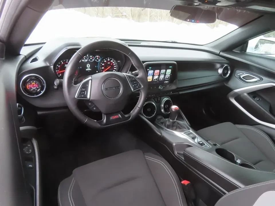 2018 Chevrolet Camaro SS 6th Gen - Image 9 of 10