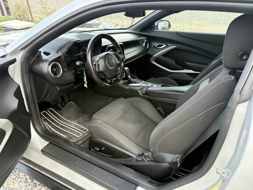 2018 Chevrolet Camaro SS 6th Gen - Image 12 of 13
