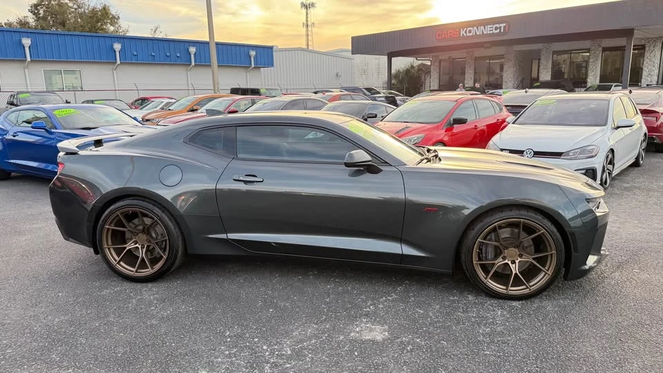 2018 Chevrolet Camaro SS 6th Gen - Image 11 of 20