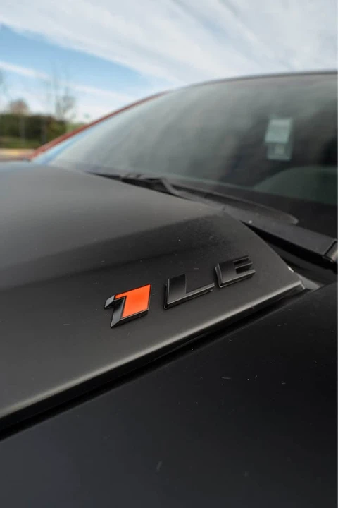 2018 Chevrolet Camaro SS 6th Gen - Image 9 of 11