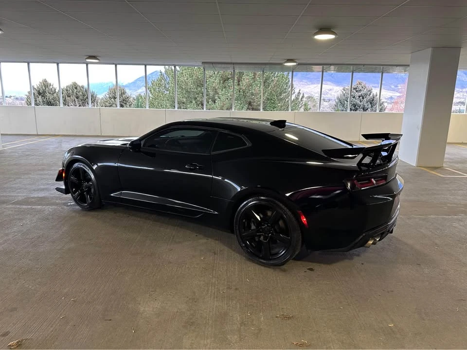 2018 Chevrolet Camaro SS 6th Gen - Image 12 of 17