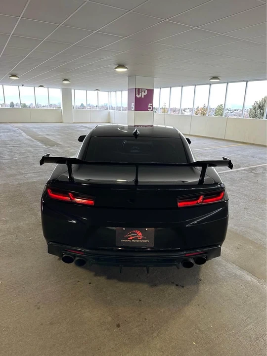 2018 Chevrolet Camaro SS 6th Gen - Image 11 of 17