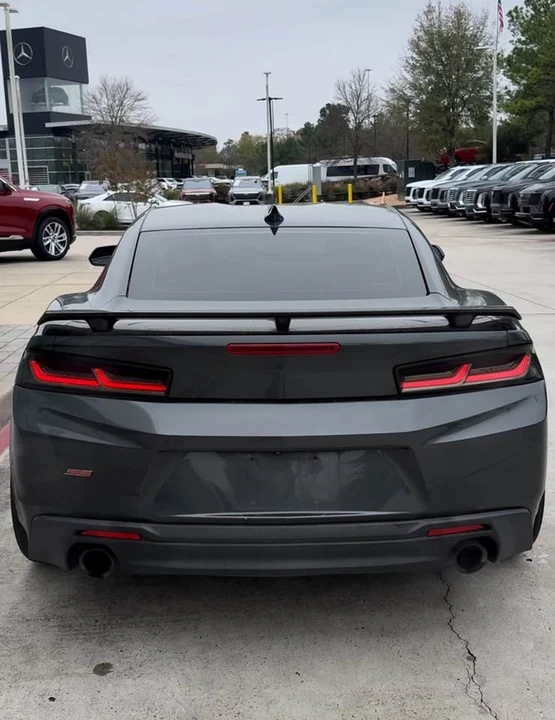 2018 Chevrolet Camaro SS 6th Gen - Image 8 of 11