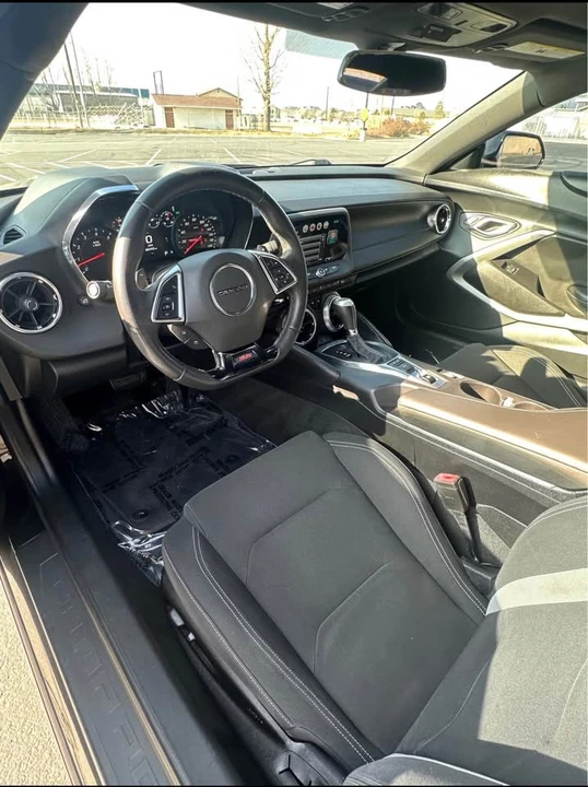 2018 Chevrolet Camaro SS 6th Gen - Image 13 of 17