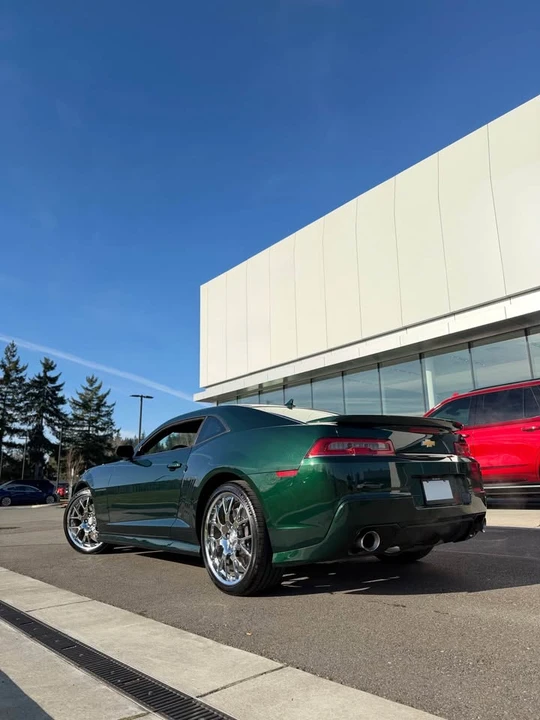2018 Chevrolet Camaro SS 6th Gen - Image 2 of 10