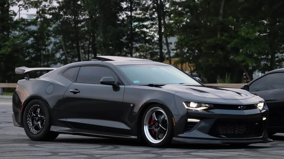 2018 Chevrolet Camaro SS 6th Gen - Image 8 of 13