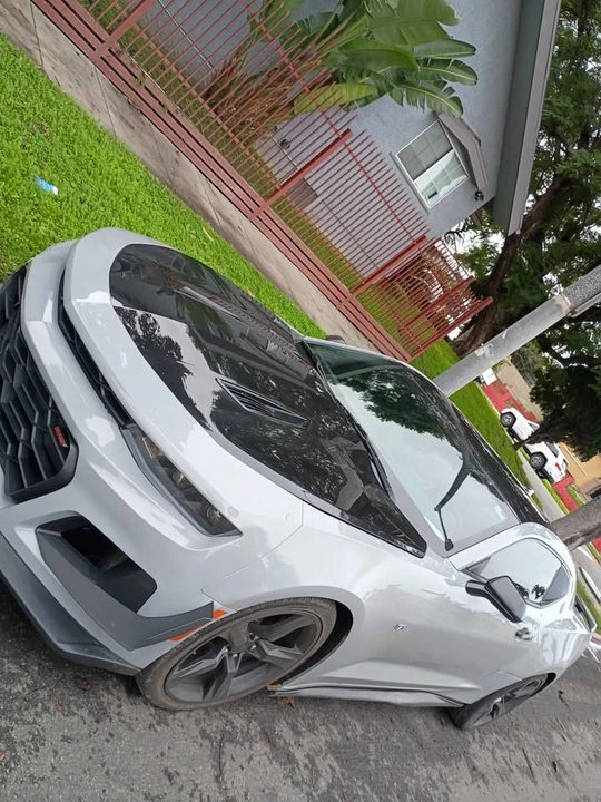 2018 Chevrolet Camaro SS 6th Gen - Image 5 of 14