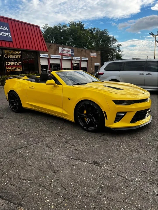 2018 Chevrolet Camaro SS 6th Gen - Image 2 of 20