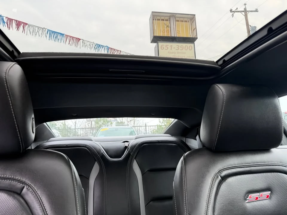 2018 Chevrolet Camaro SS 6th Gen - Image 14 of 15
