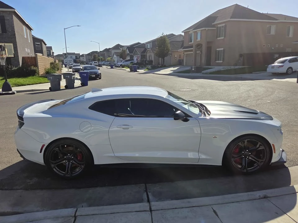 2018 Chevrolet Camaro SS 6th Gen - Image 5 of 15