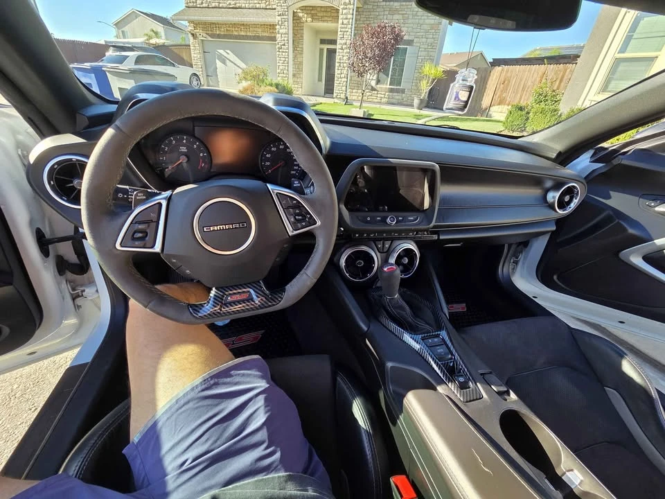 2018 Chevrolet Camaro SS 6th Gen - Image 8 of 15