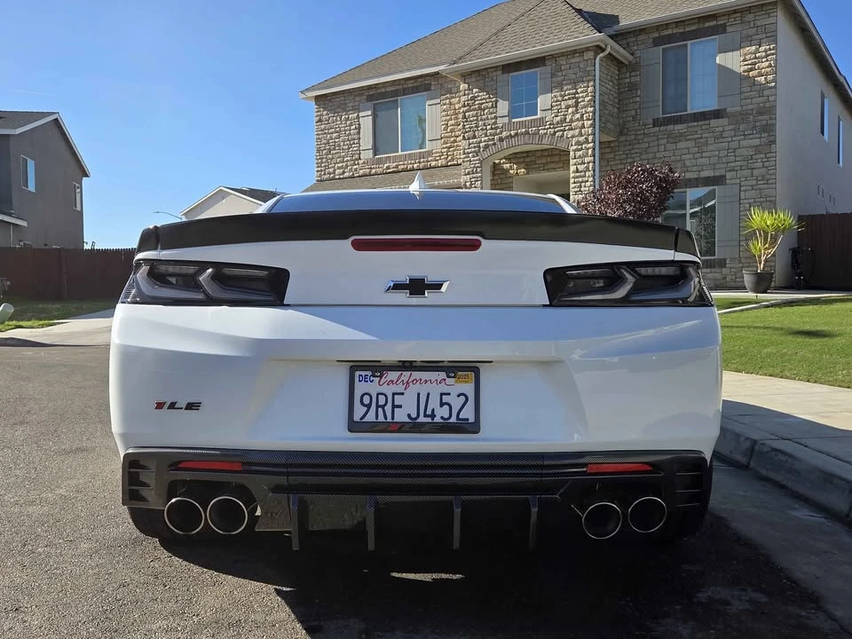 2018 Chevrolet Camaro SS 6th Gen - Image 4 of 15