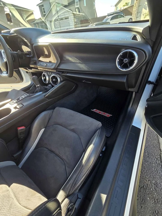 2018 Chevrolet Camaro SS 6th Gen - Image 10 of 15
