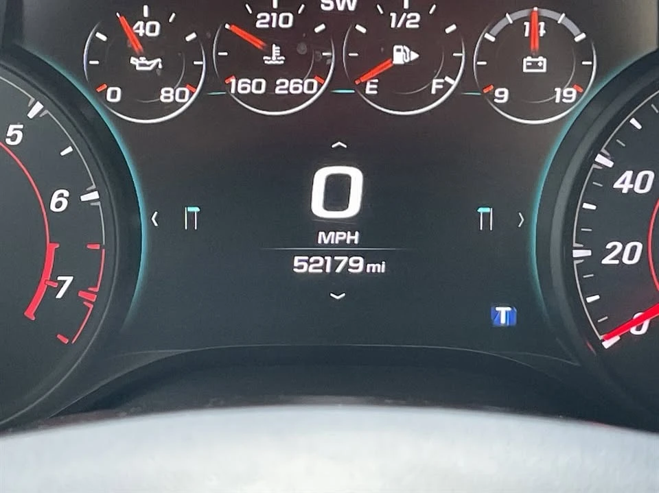 2018 Chevrolet Camaro SS 6th Gen - Image 10 of 17