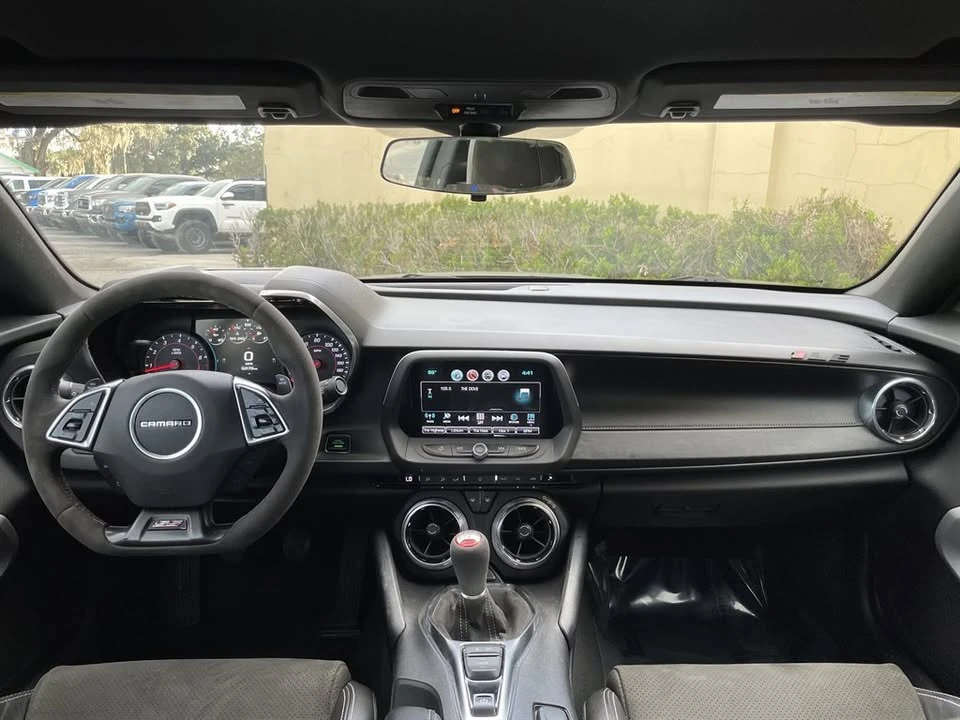 2018 Chevrolet Camaro SS 6th Gen - Image 5 of 17