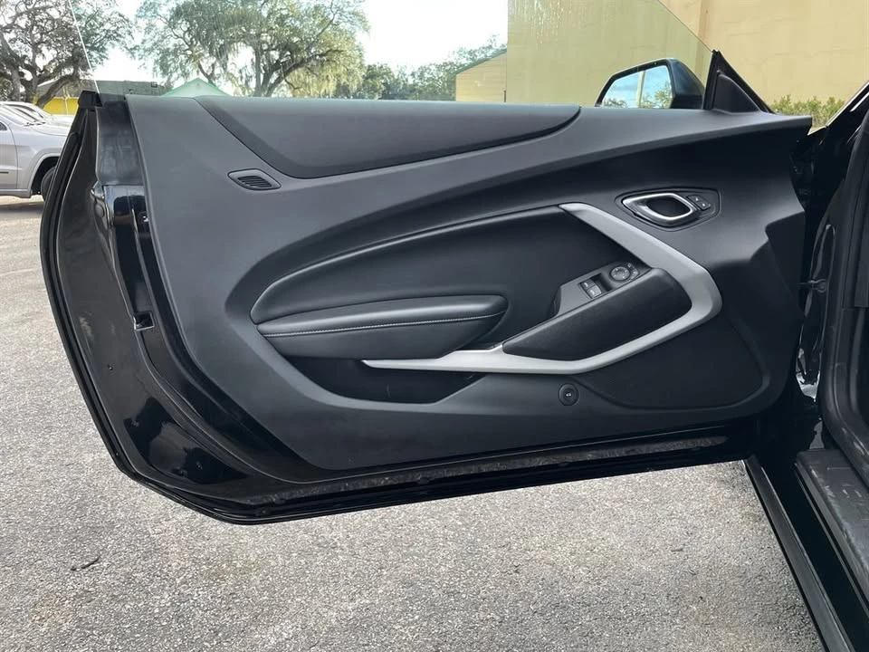 2018 Chevrolet Camaro SS 6th Gen - Image 12 of 17