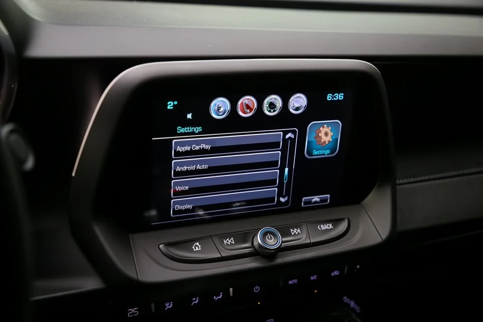 2018 Chevrolet Camaro SS 6th Gen - Image 16 of 20