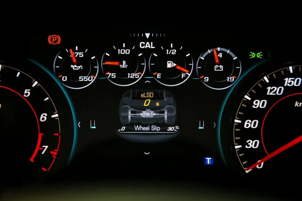 2018 Chevrolet Camaro SS 6th Gen - Image 12 of 20