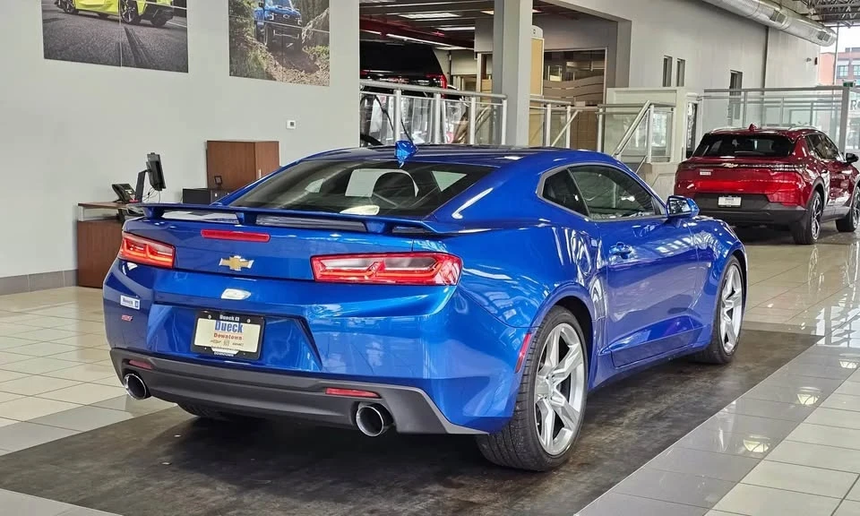 2018 Chevrolet Camaro SS 6th Gen - Image 5 of 20