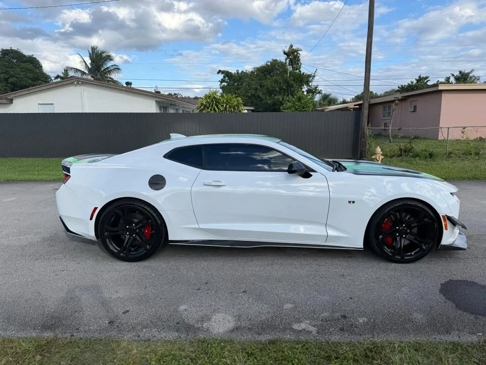 2018 Chevrolet Camaro SS 6th Gen - Image 6 of 13
