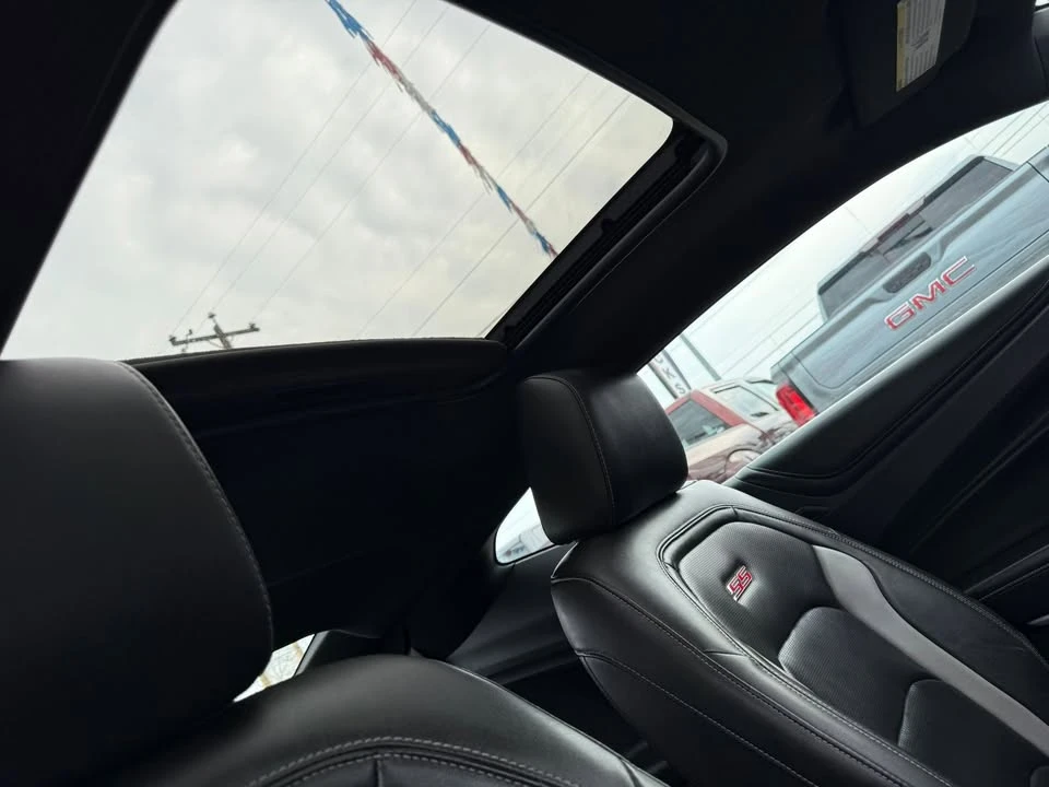 2018 Chevrolet Camaro SS 6th Gen - Image 10 of 11