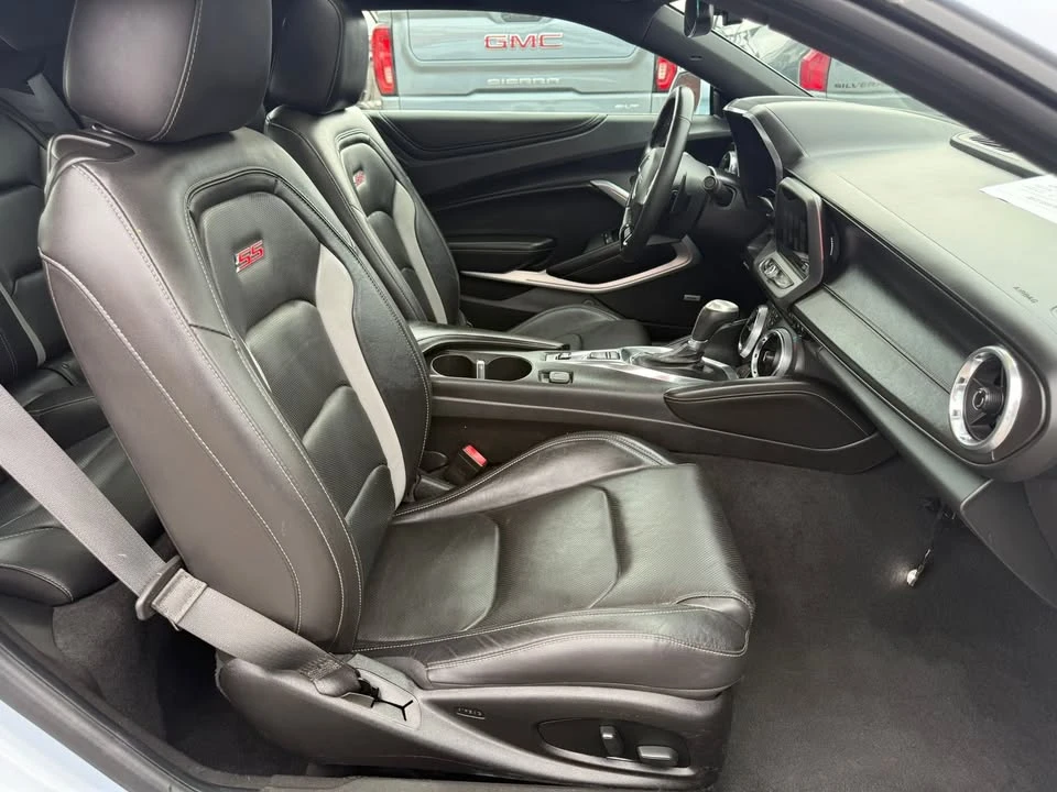2018 Chevrolet Camaro SS 6th Gen - Image 9 of 11