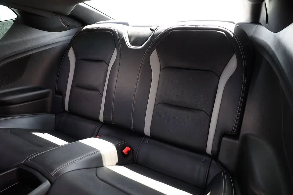 2018 Chevrolet Camaro SS 6th Gen - Image 14 of 18