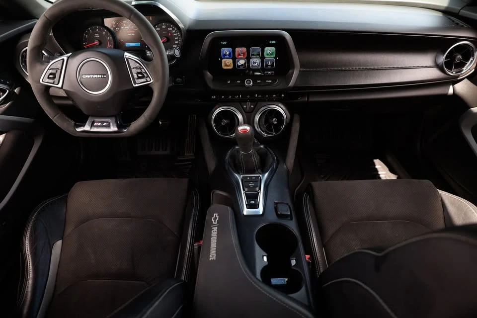 2018 Chevrolet Camaro SS 6th Gen - Image 9 of 18