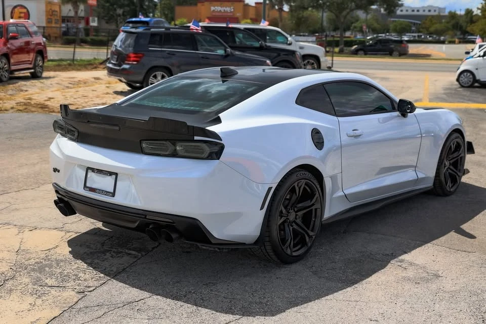 2018 Chevrolet Camaro SS 6th Gen - Image 5 of 18