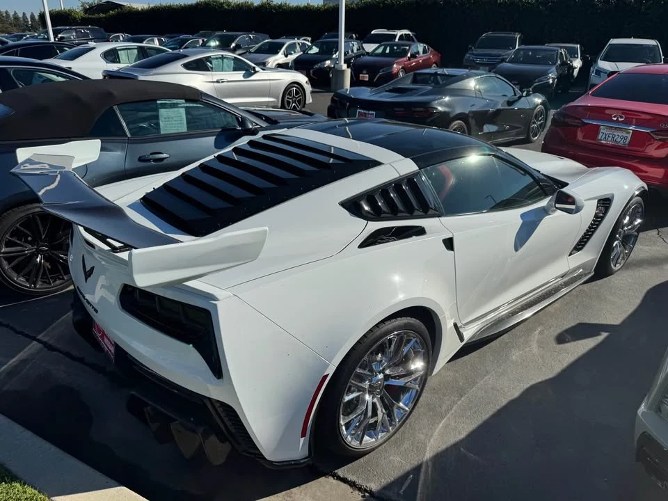 2018 Chevrolet Corvette C7 - Image 2 of 6