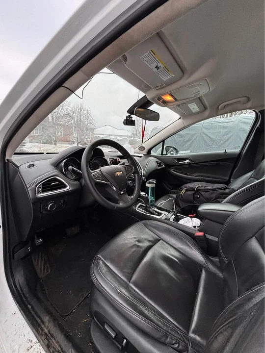 2018 Chevrolet Cruze - Image 4 of 10