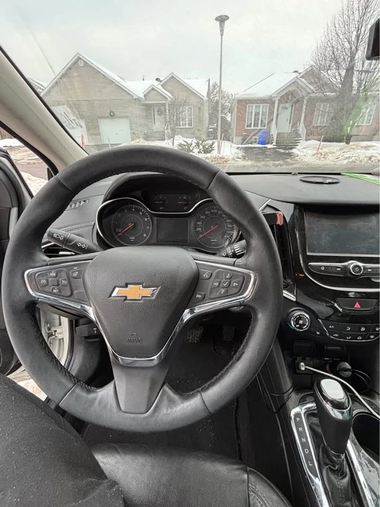 2018 Chevrolet Cruze - Image 2 of 10