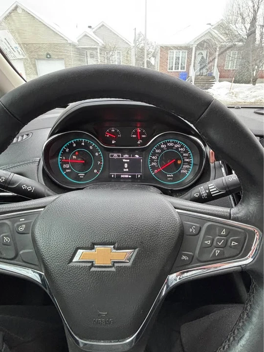 2018 Chevrolet Cruze - Image 8 of 10
